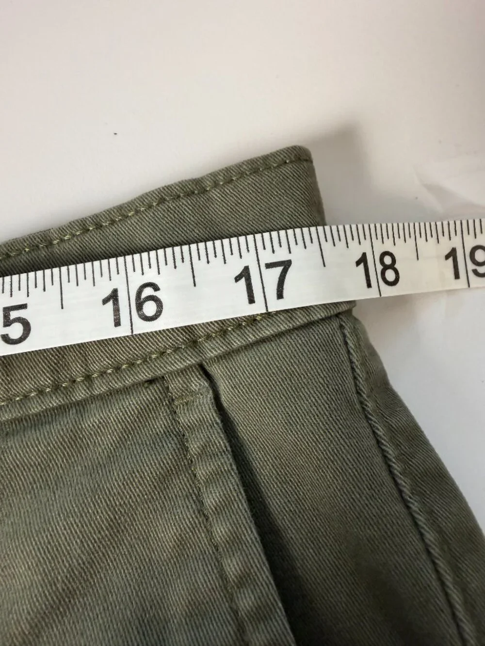 Dockers Straight Fit Olive Green Stretch Chino Pants 35x28.5